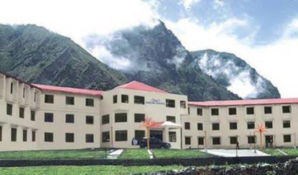 Sarovar Portico Badrinath Otel Joshīmath Dış mekan fotoğraf